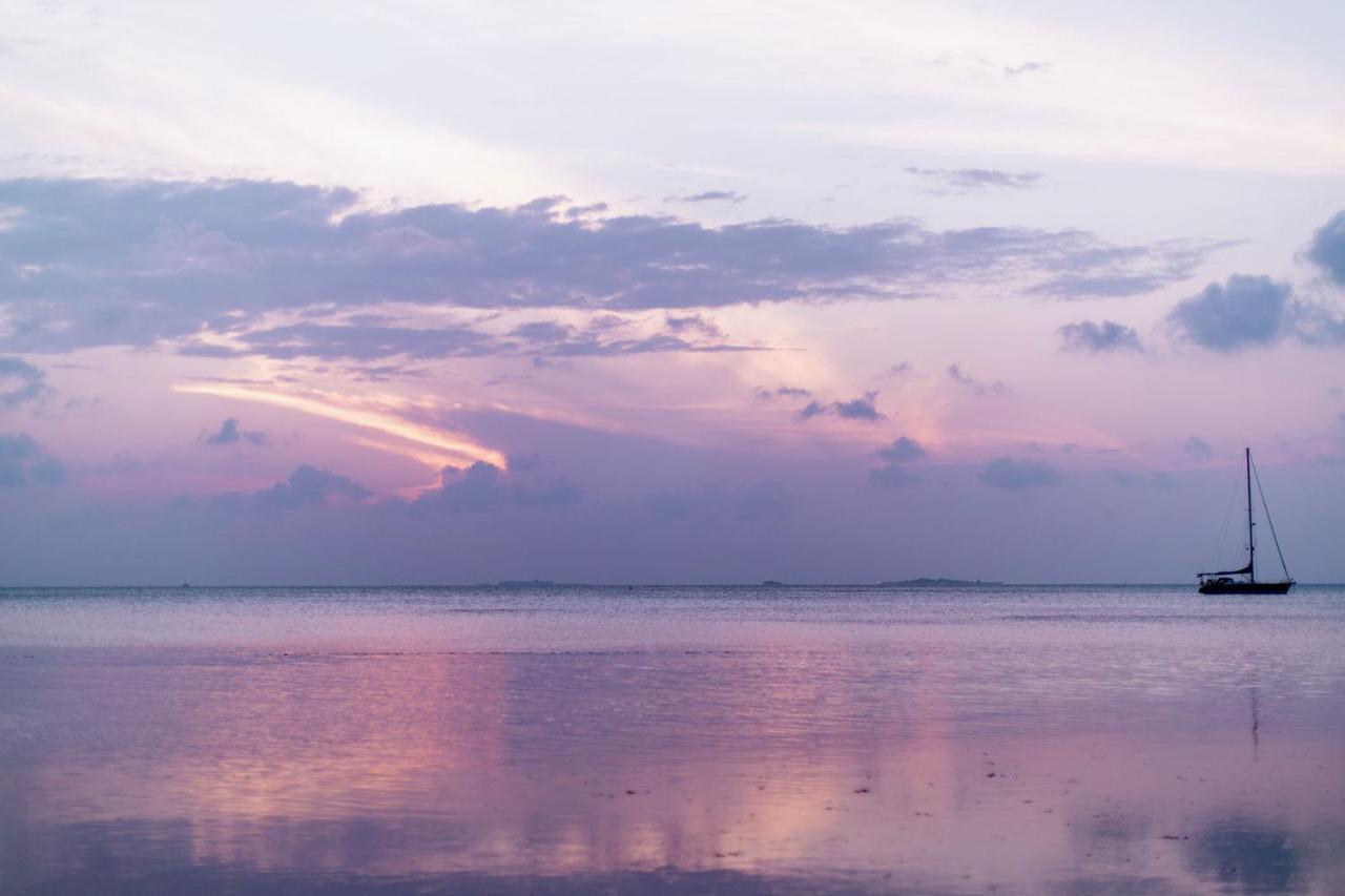 Endheri Sunset Dhangethi Exterior photo